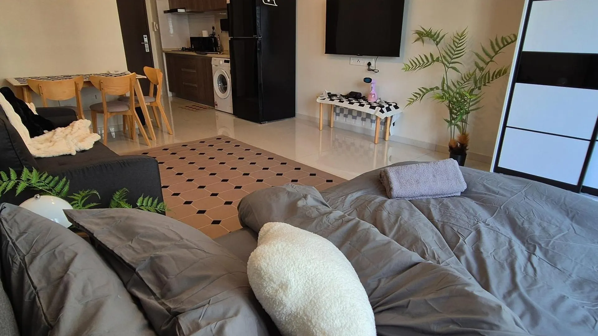 Central Park Cozy Garden View Studio For 3 Pax Johor Bahru Daire