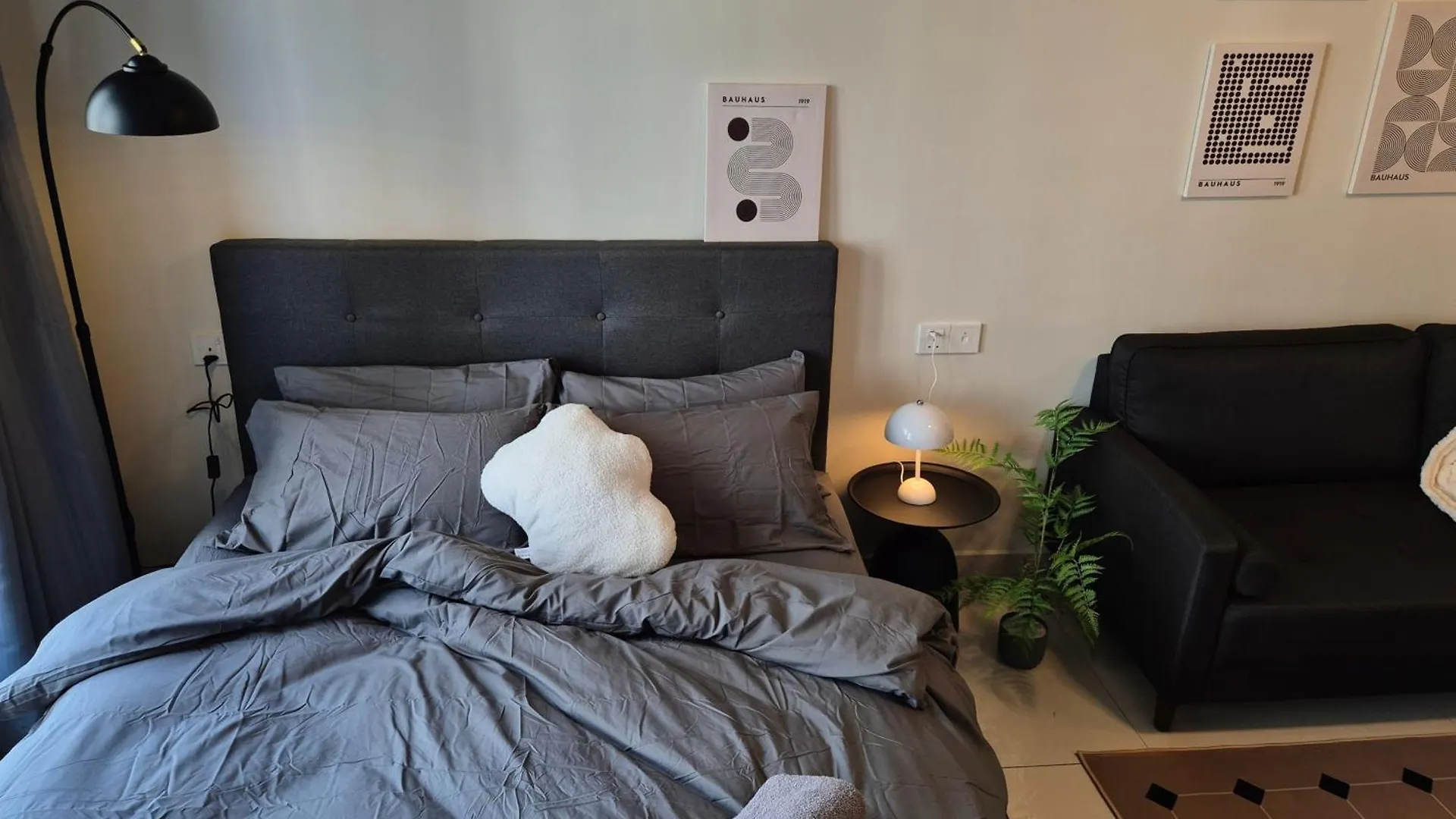 Daire Central Park Cozy Garden View Studio For 3 Pax Johor Bahru